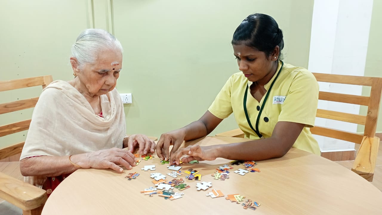 മറവി രോഗികള്‍ക്ക് പരിചരണവുമായി   അതുല്യ സീനിയര്‍ കെയര്‍ കൊച്ചിയില്‍ അതുല്യ സീനിയര്‍ കെയര്‍